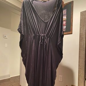 Barefoot dreams comfortable dress S/M